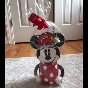 Minnie Mouse mug hot chocolate gift bag